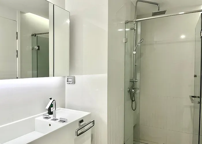 Sukhumvit 11#Luxury#Pool#Gym#Bts Nana&Mrt Sukhumvit#1Br#Max2Ppl